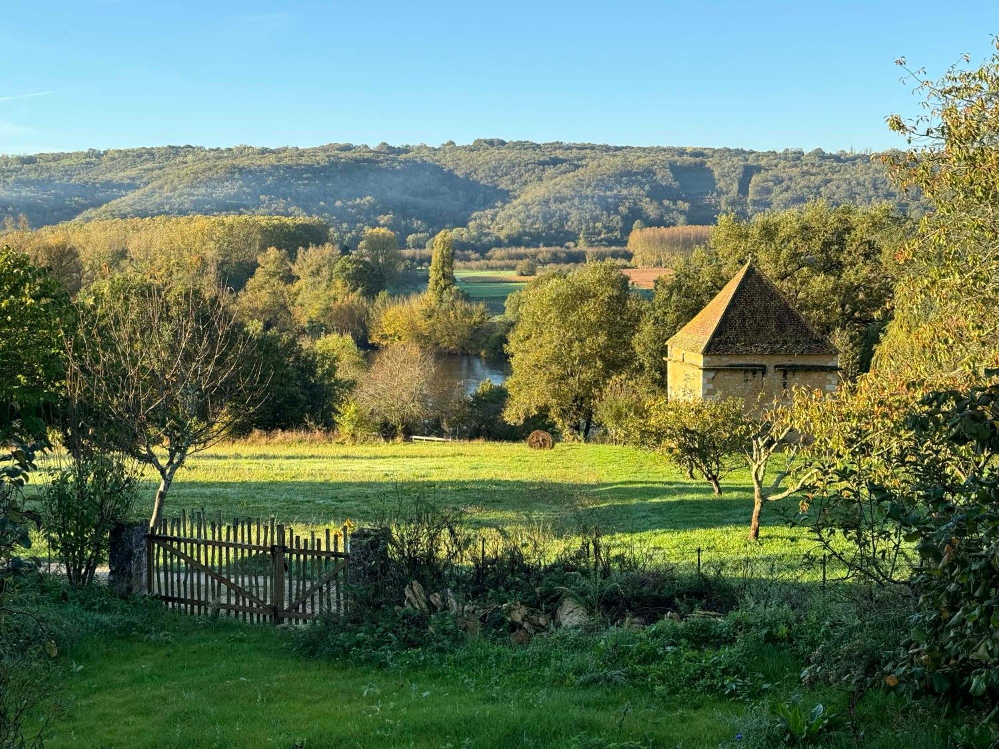 L'Epicerie De Bezenac Villa Eksteriør bilde